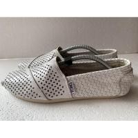 ราคา รองเท้า Tomsหนัง (ทอมส์)แบรนด์แท้ มือ 2 (6446832137)