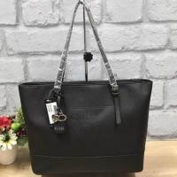 ราคา Guess Saffiano Shopping Bag พร้อมส่งทุกสี (814106327)
