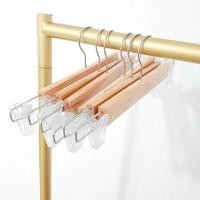 ราคา AB001 ไม้หนีบกางเกง กระโปรง ขนาด33cm. ตัวหนีบพลาสติกใส Y-62 (6ชิ้น/12ชิ้น) (21534851565)