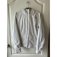 ราคา เสื้อกันหนาว the north face แท้!! มือสอง Warm อก 38 ยาว 23 ไม่มีตำหนิ (42918035281)