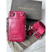ราคา กระเป๋า Charles & Keith สีแดง ใบเล็ก (40116829995)