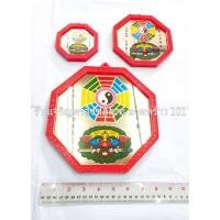 ราคา กระจกแปดเหลี่ยม รูปยันต์8ทิศและสิงห์คาบดาบ กระจก8เหลี่ยม เสริมฮวงจุ้ย แก้เคล็ด ยันต์แปดทิศ ยันต์8ทิศ กระจกแก้ฮวงจุ้ย (1496281589)