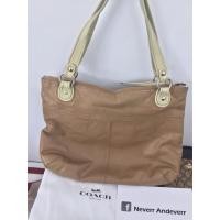 ราคา Used Coach แท้ 100 % หนัง (972512038)