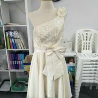 ราคา ชุดแต่งงานหน้าสั้น หลังยาว สีเหลืองครีม (5715860872)