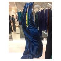 ราคา (used) issey miyake me swing pleats bag แท้% (2007082774)