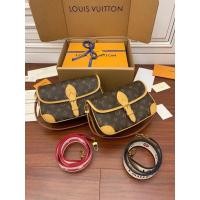 ราคา Louis Vuitton กระเป๋าคลัสติกพรินต์ Baguette สายสะพายกว้าง เหมาะสำหรับสุภาพสตรี (26491449312)