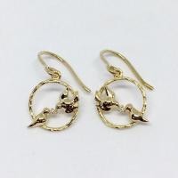 ราคา ต่างหูทองนกคู่ ทองแท้ 10K (ทองมาตรฐาน 41.6%) ฝังเพชรแท้ 0.01 กะรัต หนักรวม 1.80 กรัม มีใบรับประกันสินค้า (5719424838)