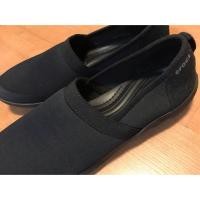 ราคา รองเท้าคัชชูลำลอง crocs ของแท้ 100% (2223835803)