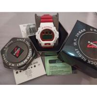 ราคา Casio G-SHOCK DW6900SC_7DR สีขาว แดง หน้าปัดดาว ส่งฟรี (6557667558)