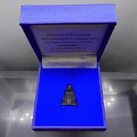 ราคา สมเด็จหลวงพ่อทวด วัดช้างให้ ลอยองค์ ม.ว.ก. เนื้อนวะโลหะ ที่ระลึกเฉลิมพระเกียรติ 50 พรรษา พระบรมโอรสาธิราชๆ พุทธาภิเษก ณ (42361883931)