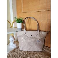 ราคา กระเป๋า longchamp แท้ มือสอง สภาพดี (28011340986)