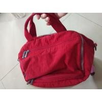 ราคา Kipling corssbody bagมือสองแม้100%สภาพดีมีหลายช่องใช้งาน (10741103574)