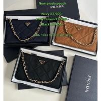 ราคา New prada pouch ของแท้ 100% (41715318966)