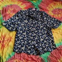 ราคา เสื้อแขนสั้นสไตล์วินเทจ ลายดอกพื้นกรม ผูกโบว์ที่คอ (5360314674)