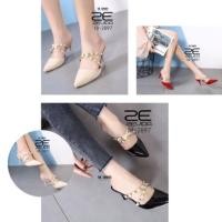 ราคา รองเท้าส้นสูงแบบสวมสไตล์วาเลนติโน่ (1931528131)