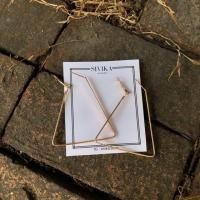 ราคา ต่างหูห่วงเพชรทรง3เหลี่ยม (1987038757)