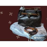 ราคา กระเป๋า Xiangfeier งานมือ 2 (25778484406)