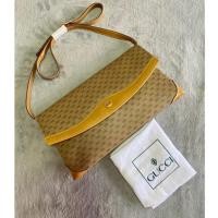 ราคา Gucci vintage micro gg crossbody&clutch bag ของแท้ วินเทจ กุชชี่ กระเป๋าแบรนด์เนม มือสอง (17192844035)