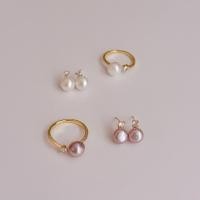 ราคา shellandgold - เซ็ทแหวน และ ต่างหู ประดับมุกน้ำจืดแท้ และ เพชร อย่างละ 1 เม็ด (18126208605)