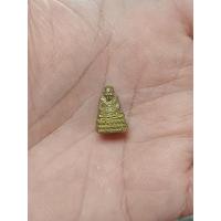 ราคา หลวงปู่ทวดลอยองค์พิมพ์จิ๋ววัดห้วยมงคลรุ่นเสาร์ 5 ปี 51 (28515869422)