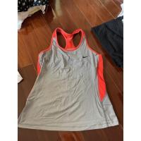 ราคา used เสื้อกล้ามออกกำลังกาย nike (4367884964)