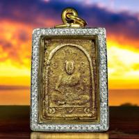 ราคา พระผงพรายกุมาร พิมพ์เศียรเล็ก หลวงปู่ทิม วัดละหารไร่ จ.ระยอง พร้อมทองอิตาลี่กันน้ำ ยอดผงพรายยุคแรกวัดละหารไร่ (43368067118)