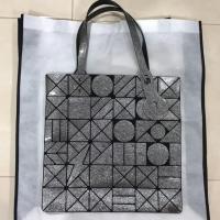 ราคา กระเป๋า Coco London สีเงิน (720478289)