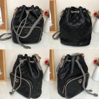 ราคา กระเป๋ามือสอง N03-65 PIMMY แบรนด์ พิมมี่ ทรงขนมจีบ สีดำ มือสอง สภาพใหม่ (20347044976)