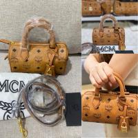 ราคา ขอบแท้ % NEW MCM Ella Boston Tote Bag สีน้ำตาล (26928770129)