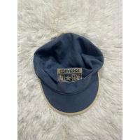 ราคา หมวกในภาพคือหมวกแก๊ป Converse All Star (43660953587)