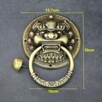 ราคา มือจับประตูแบบโบราณทองเหลือง มือจับทองเหลือง มือจับประตู หัวสิงห์เคาะประตู สิงห์ติดประตู (ขนาด 13.7 ซม x 18 ซม)1pcs (29531024749)
