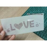 ราคา เพชรรีดลายสำเร็จ ลาย Love สกรีนเพชรรีด ตัวรีดติดเสื้อ (25403471159)