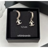 ราคา New! Chanel Earrings 1.2 Cm. LGHW* (❗️เช็คสต็อคก่อนสั่งอีกทีนะคะ) (41118629242)