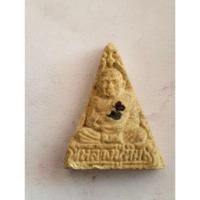 ราคา พระผงฝังพลอยหลวงปู่ทิม วัดพระขาว จ.อยุธยา สร้างปี 2541 no.445 (24571814263)