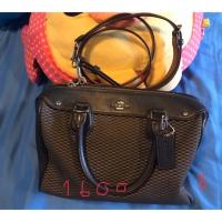 ราคา Coach หมอน 9” มือสอง สภาพดีมากค่ะ (4509709558)