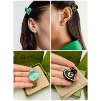 ราคา พร้อมส่ง Sale 7899 น่าร้ากกก กิ๊บ Gucci ลุคคุณหนูฝุดๆ ขนาด : 3x2 ซม. อปก : กล่อง ถุงผ้า (26683356075)