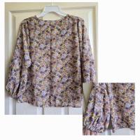 ราคา 69บ. เสื้อวินเทจ เสื้อลายดอก อก 40ไซส์ M L ผ้าชีฟอง ผ้าบาง ต้องใส่เสื้อซับใน มือสอง สภาพดีมาก/ (29859133596)