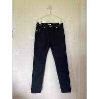 ราคา [ส่งต่อ] กางเกงยีนส์ H&M สีดำ แท้ ทรงสกินนี่ (18310934827)