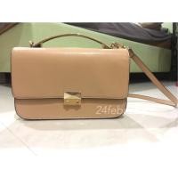 ราคา กระเป๋าCharles and keith crossbody (1605787216)