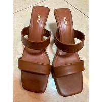 ราคา รองเท้าส้นสูงสีน้ำตาล Jaspal size 38 (22727471016)