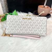 ราคา Michael Kors Jet Set Travel Monogram Zip Around Travel Wallet Wristlet (18831927251)