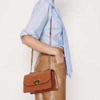 ราคา กระเป๋า Charles&Keith หน้าล็อก หนังเข้ (พร้อมส่ง!!!) (23808617719)