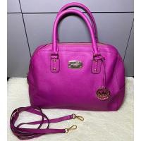 ราคา กระเป๋าMK MICHAEL KORS EST. 1981 แท้ สีชมพูม่วงมีสายสะพายปรับระดับได้สามารถถือได้ (23352884071)