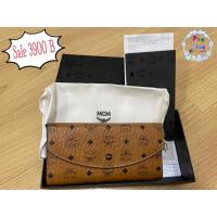 ราคา กระเป๋าสตางค์ใบยาว MCM มือสอง ของแท้ ราคา 3900 บาท (12997707913)