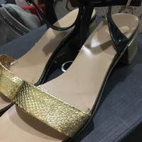 ราคา รองเท้ารัดส้น vnc มือสอง (976070224)