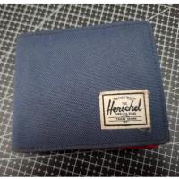 ราคา Herschel Supply Roy Coin Wallet ของแท้ มือสอง (43617667116)