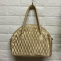 ราคา กระเป๋าถือ นารายา กว้าง 12 สูง 9 ก้นและข้างกว้าง 3 นิ้ว ราคา 250 บาท (26419400900)