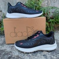 ราคา รองเท้าผู้ชาย Diadora Garmani ไซส์ 42 (29575155787)