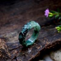 ราคา แหวนหยกพม่าแท้100%แหวนหยกเขียวแกะสลัก เบอร์ 67 mm. (29929256854)