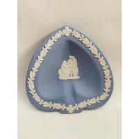 ราคา Wedgwood จานเซรามิก รูปหัวใจ สีฟ้า Wedgwood Blue J1000 SPADE TRAY 2494 จานยุโรป จานโชว์ (9865918947)